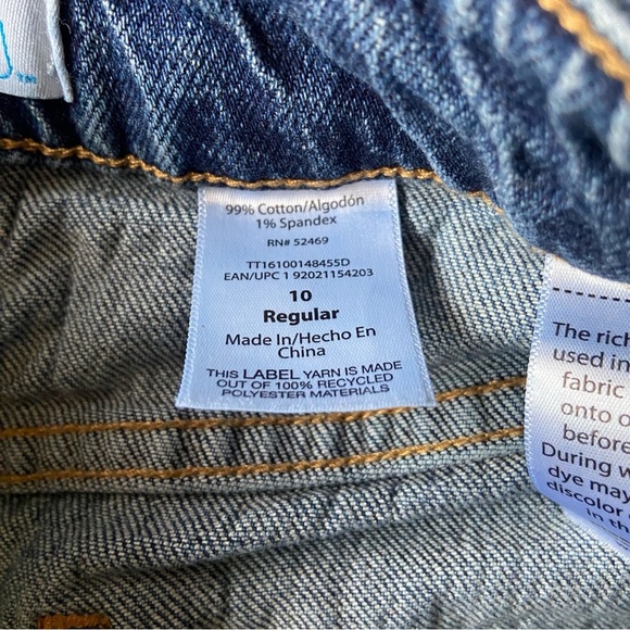 Time and Tru High Rise Cropped Barrel Jeans - Picture 6 of 6